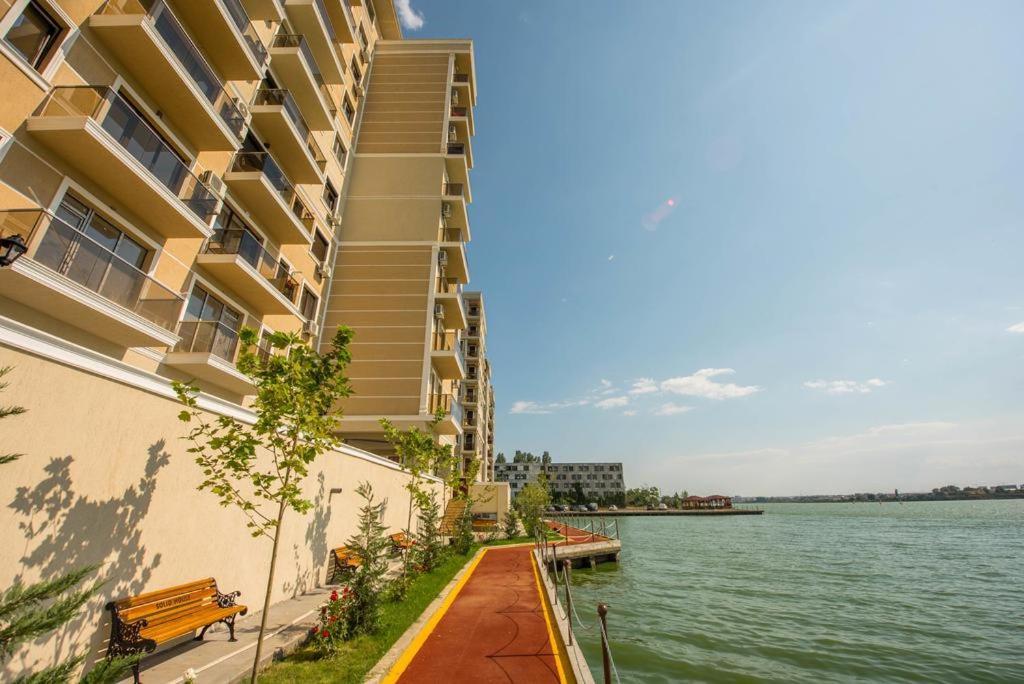 Midada Cazino Mamaia Apartment Exterior foto